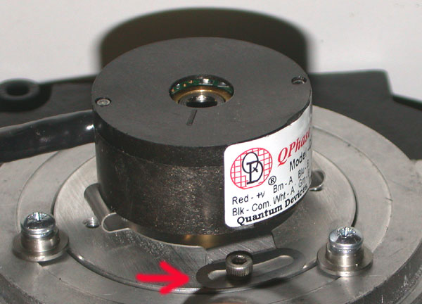 Showing-flex-grounding optical encoder black white wire